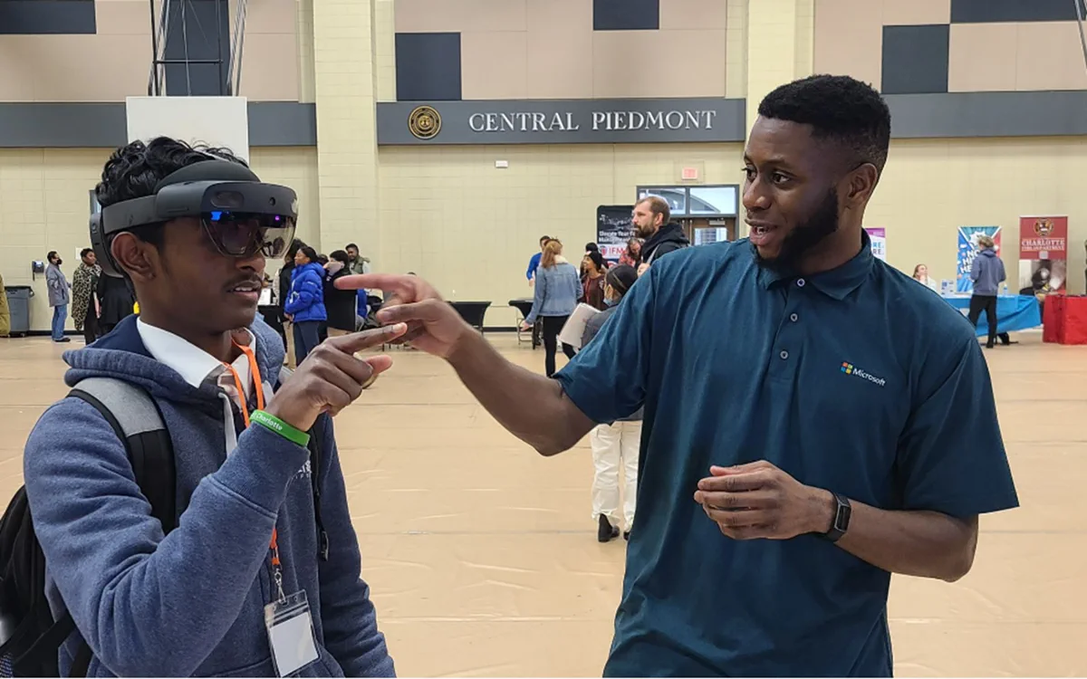 Demo'ing the HoloLens at the Charlotte Mayor's Youth Employment Program event, December 2022